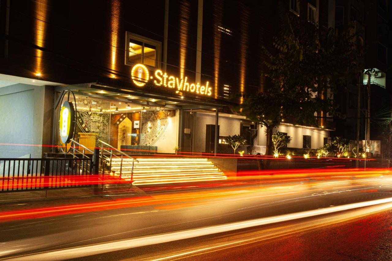 Hotel Istay Hitec Hyderabad Bagian luar foto